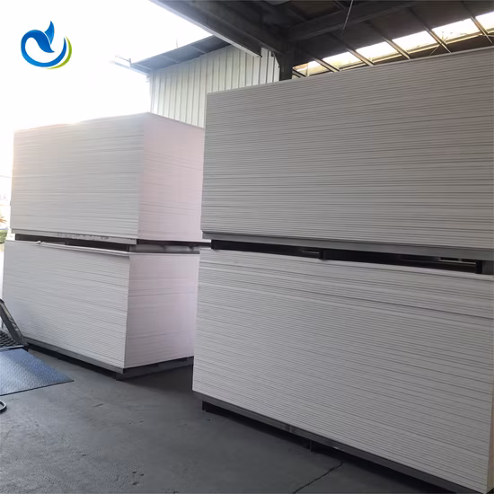 キッチンキャビネット家庭用家具用の白い防水プラスチック製品PVCフォームボード